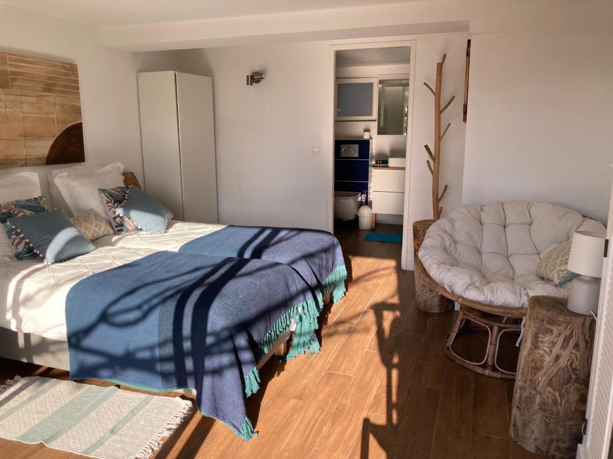 Bed,Kitchen And Swimming Pool Villa Esterel Сен-Рафаэль Экстерьер фото
